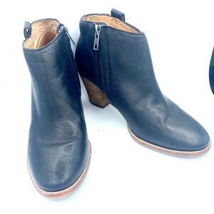 Madewell | Black Leather Booties